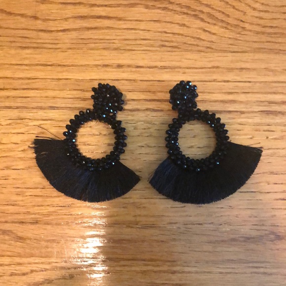 Accessories - Black Beaded/Fringed ladies pierced earrings
